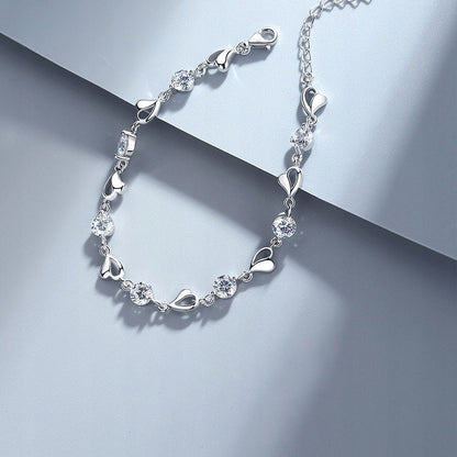 AMŽINA ROŽĖ DĖŽUTĖJE DOVANA MOTERIMS KAROLIAI + Apyrankė