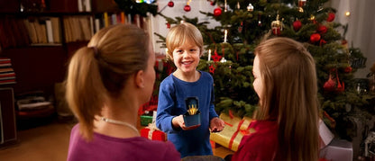 Juokingas iššokantis rankos su viduriniu pirštu pokštas - originali dovana