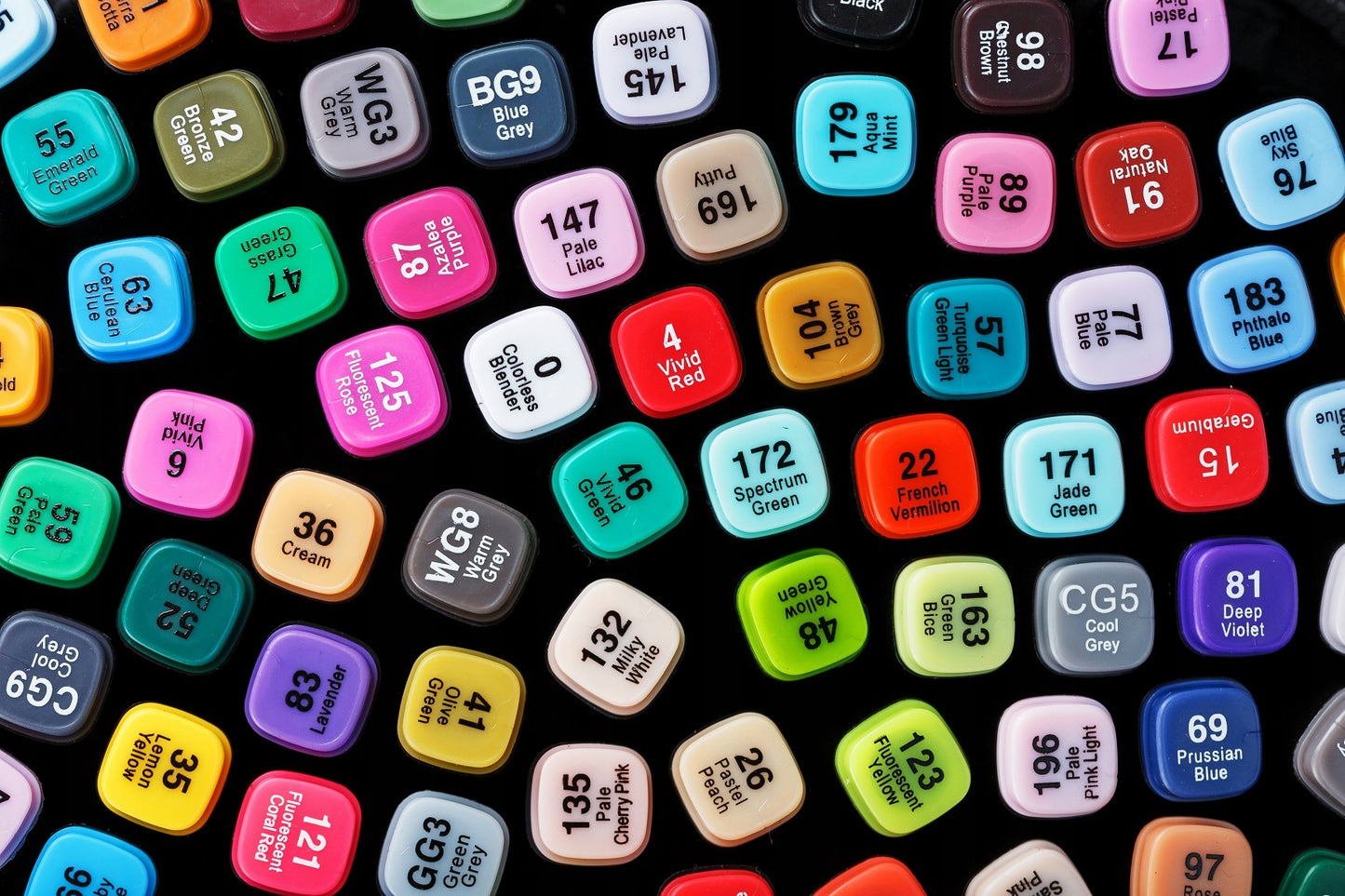 ALKOHOLINIAI ŽYMĖTUVAI 80 VNT., Dvipusiai „Pro“ flomasteriai, rinkinys su krepšiu