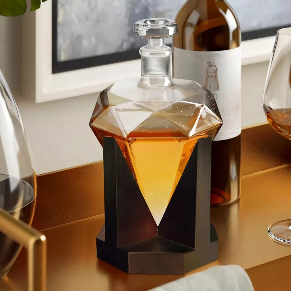 DIAMOND DECANTER SET viskio grafinas – dovana jam, tėčiui, vyrui ar vyrukui