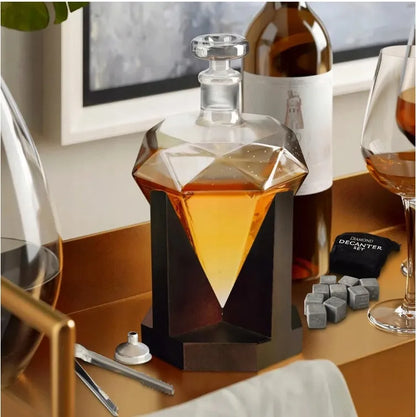 DIAMOND DECANTER SET viskio grafinas – dovana jam, tėčiui, vyrui ar vyrukui