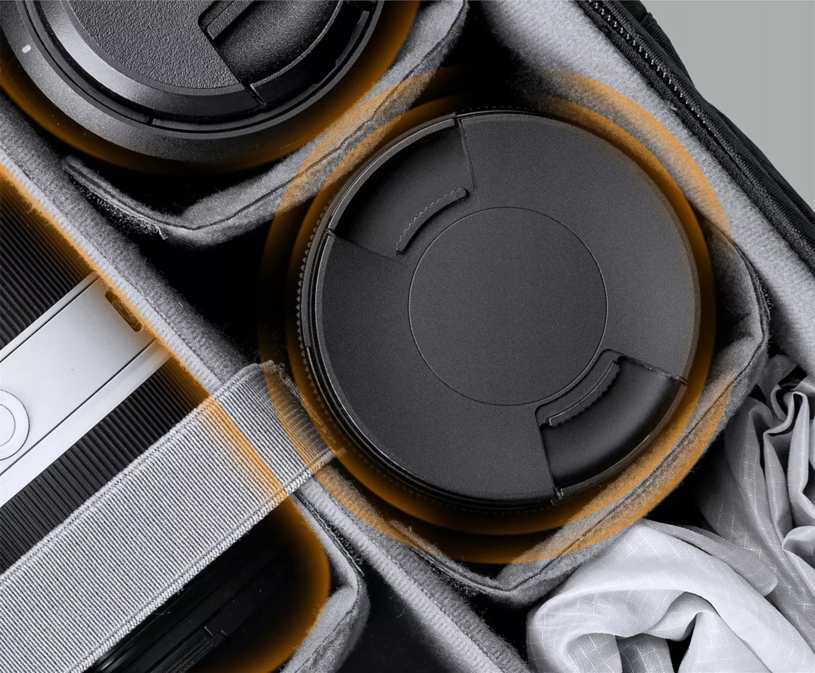 Didelė fotografinė kuprinė fotoaparatui ir nešiojamam kompiuteriui K&F Concept KF13.140