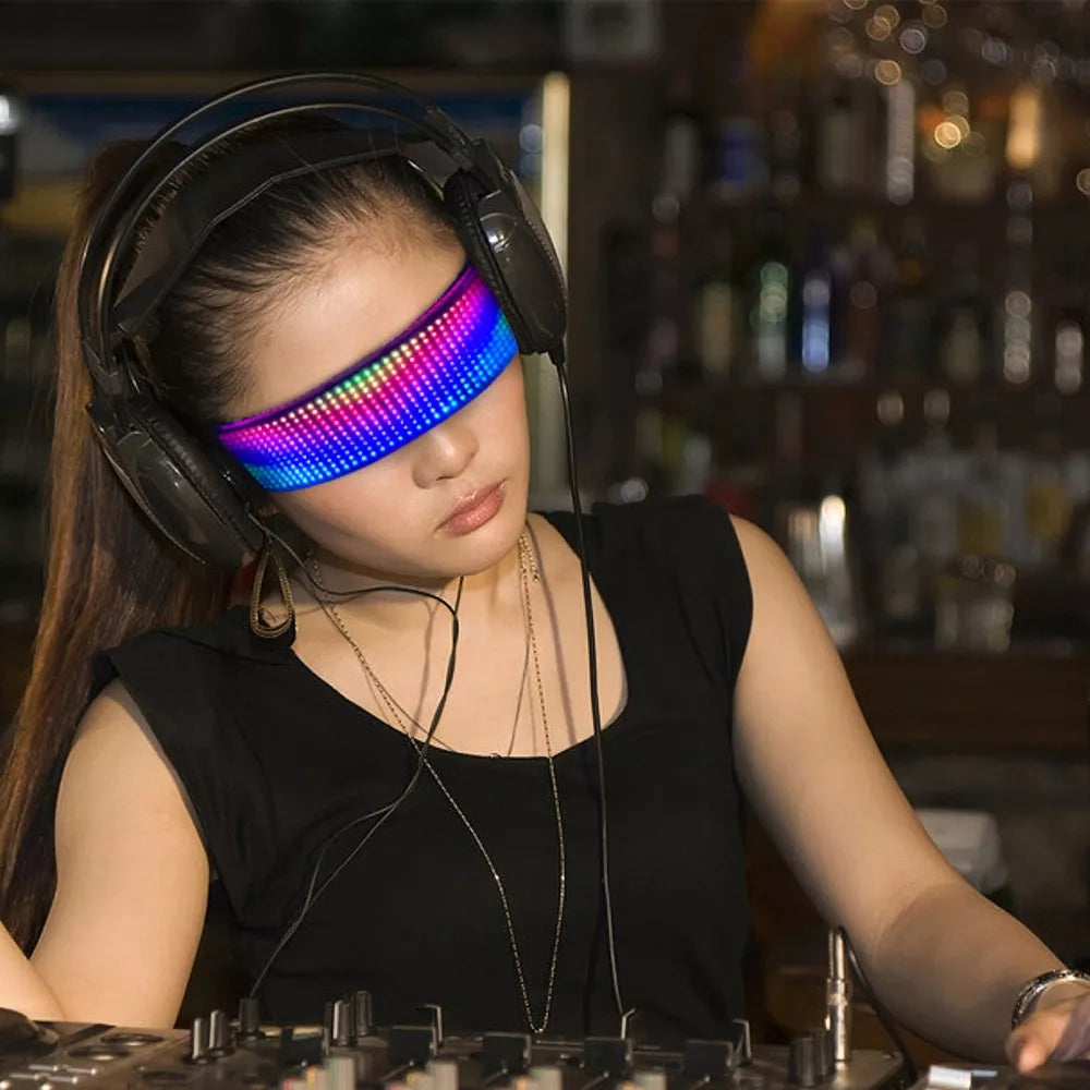 Bluetooth LED vakarėlių akiniai su teksto animacija ir "pasidaryk pats" funkcija