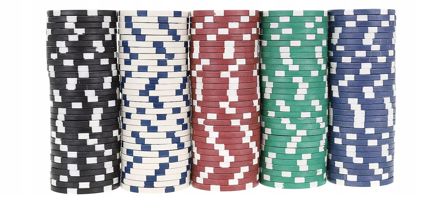 Pokerio rinkinys 300 žetonų su lagaminu