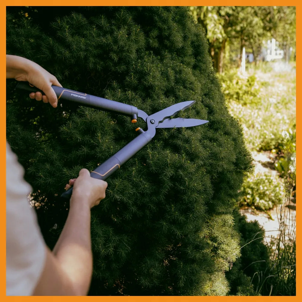 FISKARS SINGLESTEEP HS22 rankinės gyvatvorių žirklės krūmams karpyti