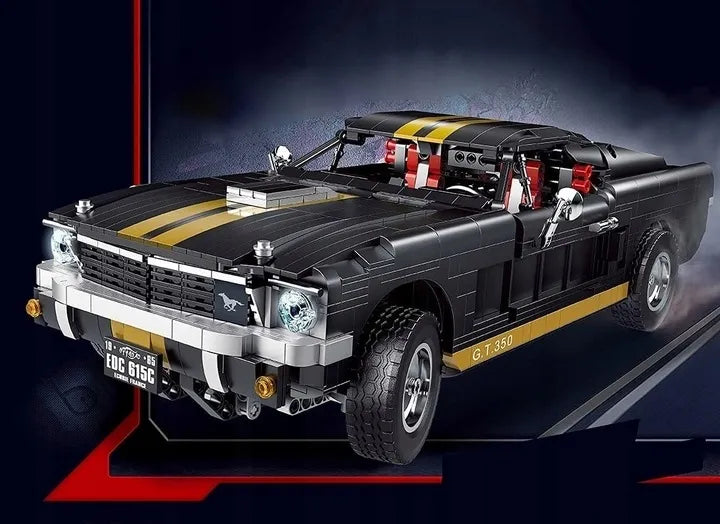„Ford Mustang“ MEGA konstrukcinės TECHNIC kaladėlės, 1817 vnt. (1817 PCS)