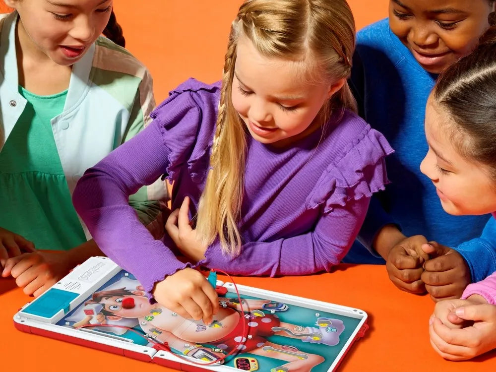 HASBRO „Operation“ – miklumo žaidimas lagaminėlyje G0951