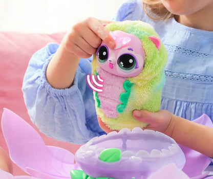 HATCHIMALS BLOOMABLES interaktyvi gėlė su drugelio transformacija