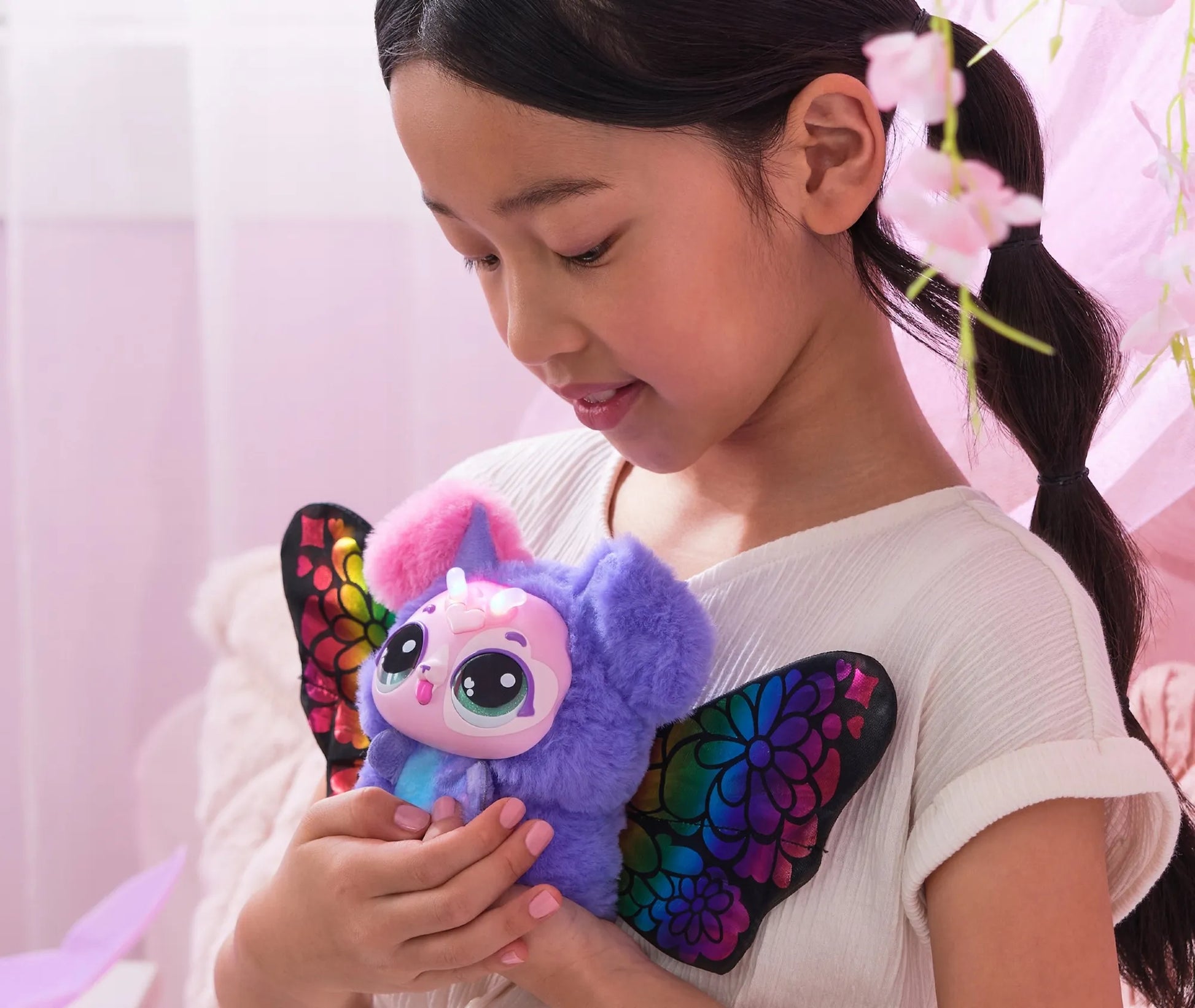 HATCHIMALS BLOOMABLES interaktyvi gėlė su drugelio transformacija