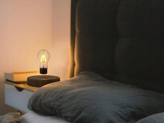 Levitating light bulb