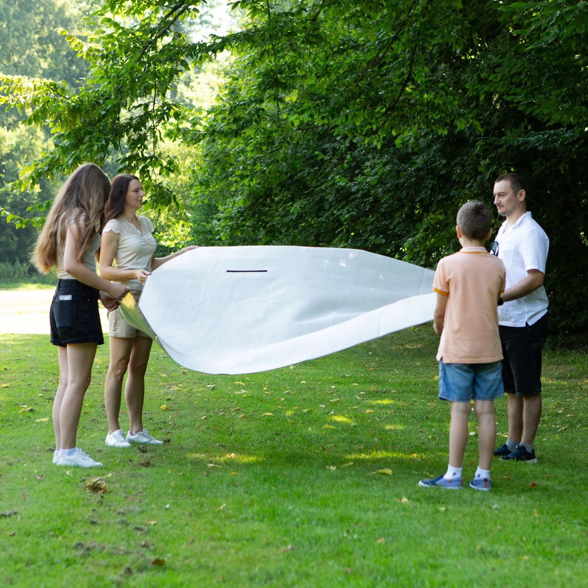 Iškylų ir paplūdimio kilimėlis 200×175 cm, vandeniui atsparus