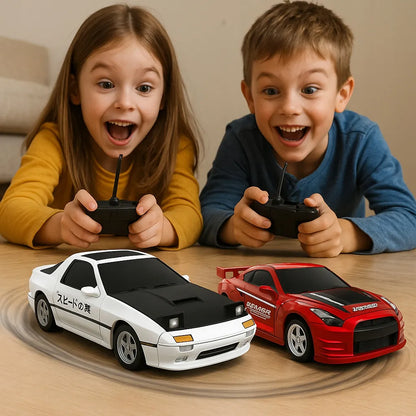 JJR/C C8827 GTR RC automobilis driftui, 4WD, su giroskopu ir proporciniu nuotoliniu valdymu