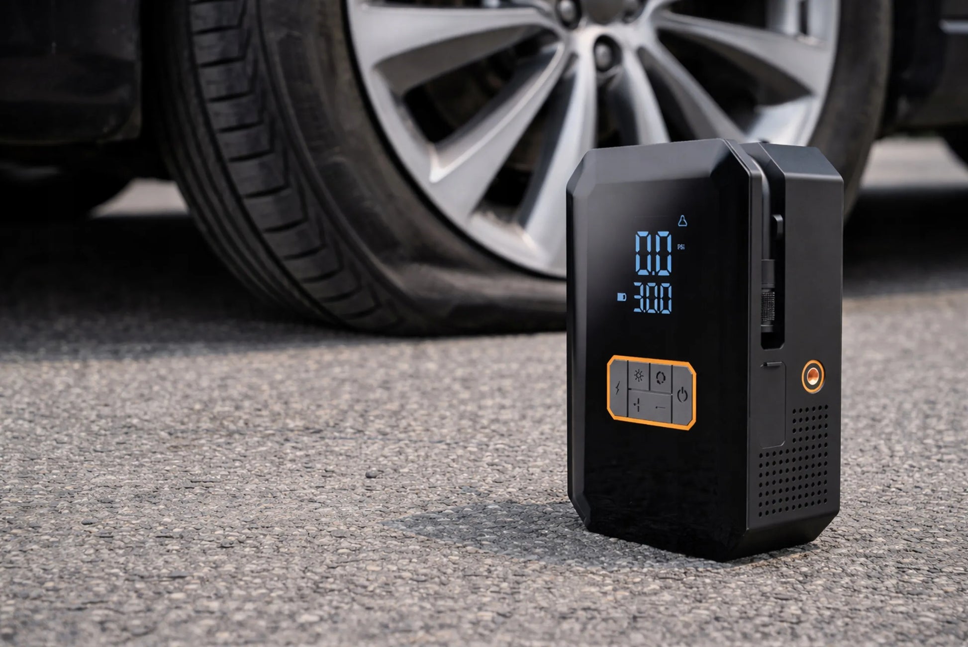 JUMP STARTER BOOSTER 16000 mAh ORO KOMPRESORIUS 150 PSI 10,3 BAR PROŽEKTORIUS POWERBANK