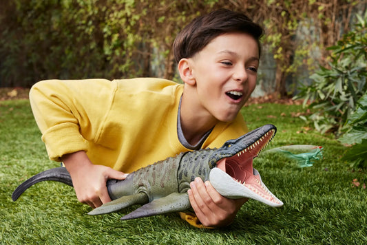Jurassic World Rebirth didelė dinozauro figūrėlė – mosazauro puolimas nasrais, 65 cm