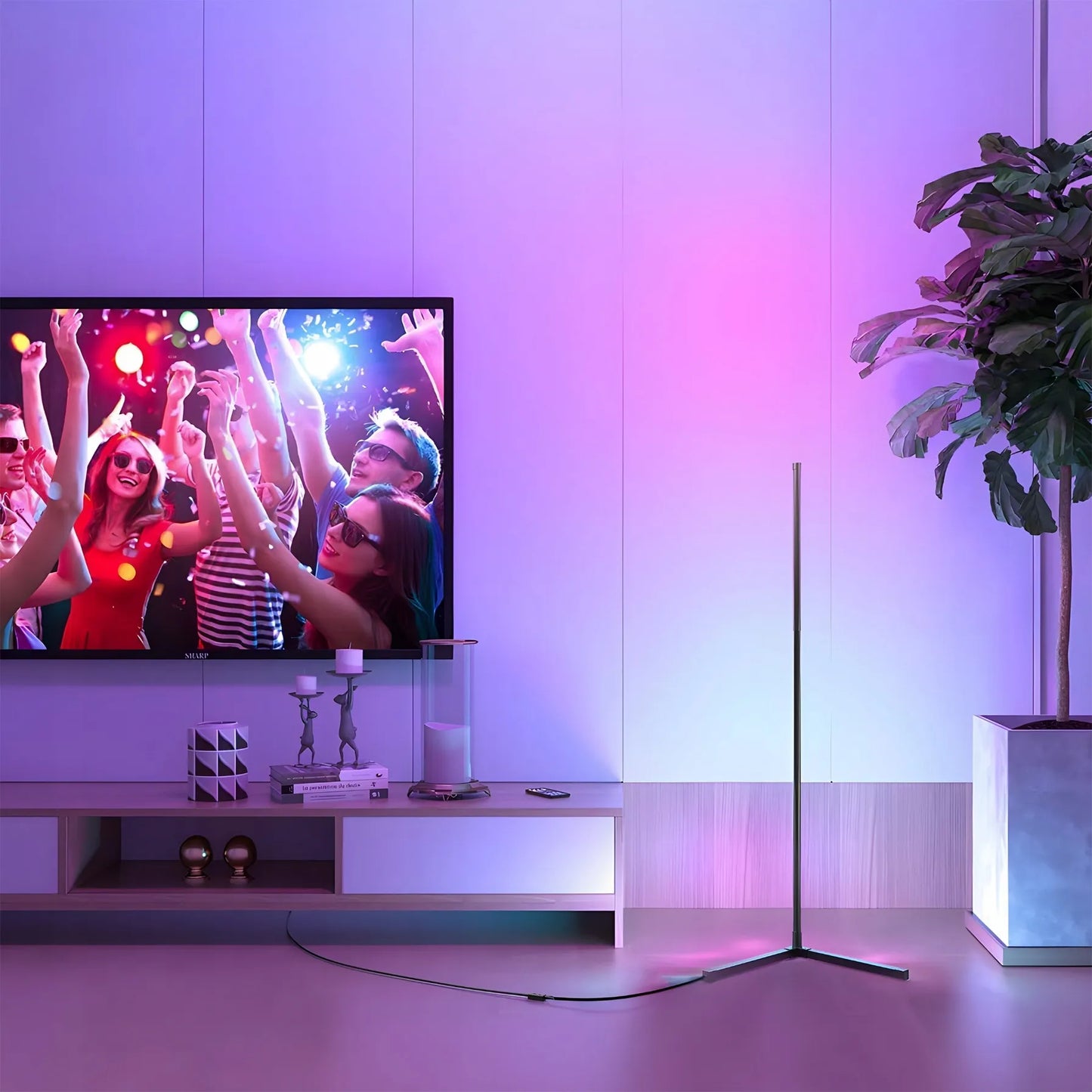 Kampinė pastatoma RGB LED grindų lempa RETOO su nuotolinio valdymo pulteliu, programėle ir muzikos jutikliu, 140 cm