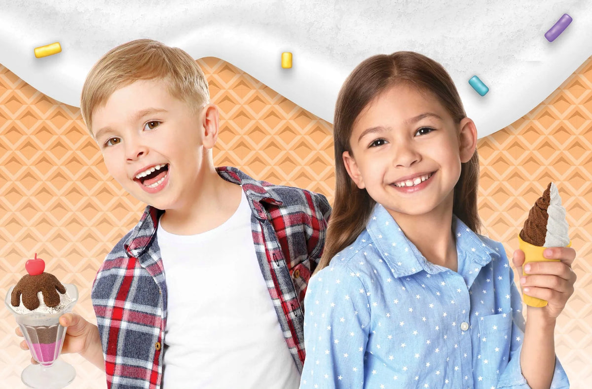 Kinetic Sand ledų gardumynų ledainė – kvapnus kinetinis smėlis, 3 spalvos