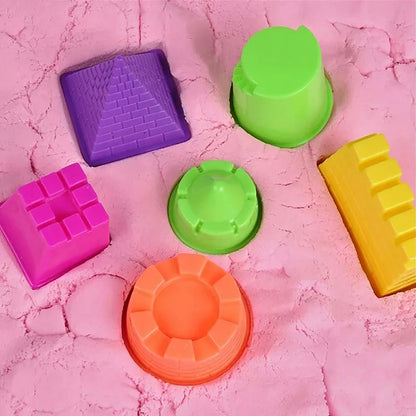 Kinetinio smėlio rinkinys Gordon Toys: įvairių spalvų smėlis, baseinėlis, formelės ir kastuvėlis