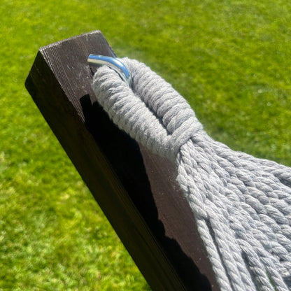 KOMPLEKTAS STOVAS + HAMAKAS 2 ASM. BOHO PILKAS nešiojamas komplektas COMFORT ZONE 200 KG