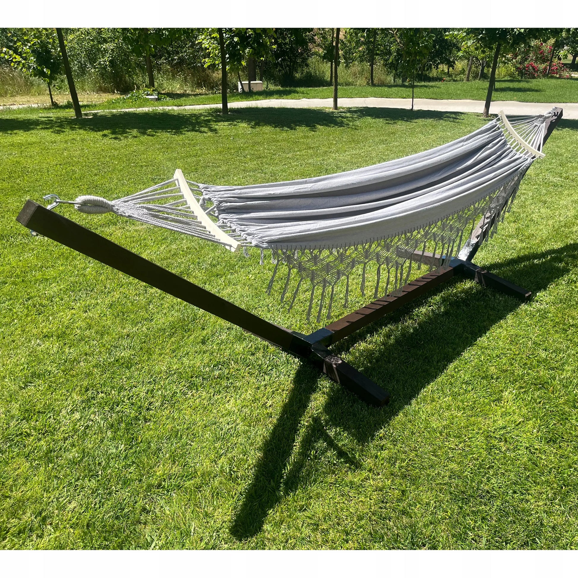 KOMPLEKTAS STOVAS + HAMAKAS 2 ASM. BOHO PILKAS nešiojamas komplektas COMFORT ZONE 200 KG