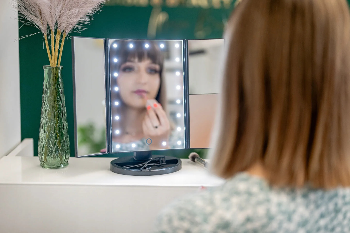 Kosmetinis veidrodis Humanas HS-ML04 su LED apšvietimu – baltas