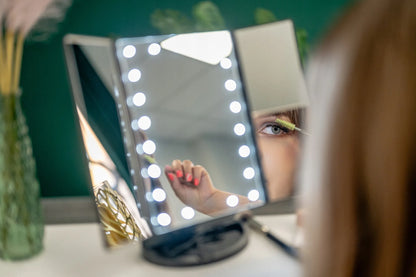 Kosmetinis veidrodis Humanas HS-ML04 su LED apšvietimu – baltas