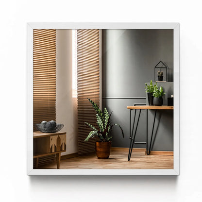 Kvadratinis sieninis veidrodis rėmuose 50x50 cm