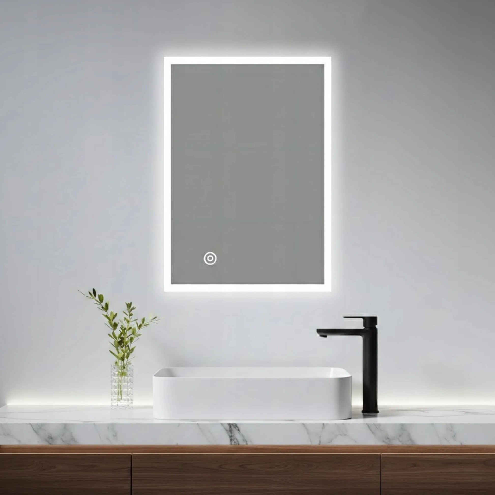 LED apšviečiamas vonios veidrodis 60x80 cm jutiklinis su rasojimo apsauga