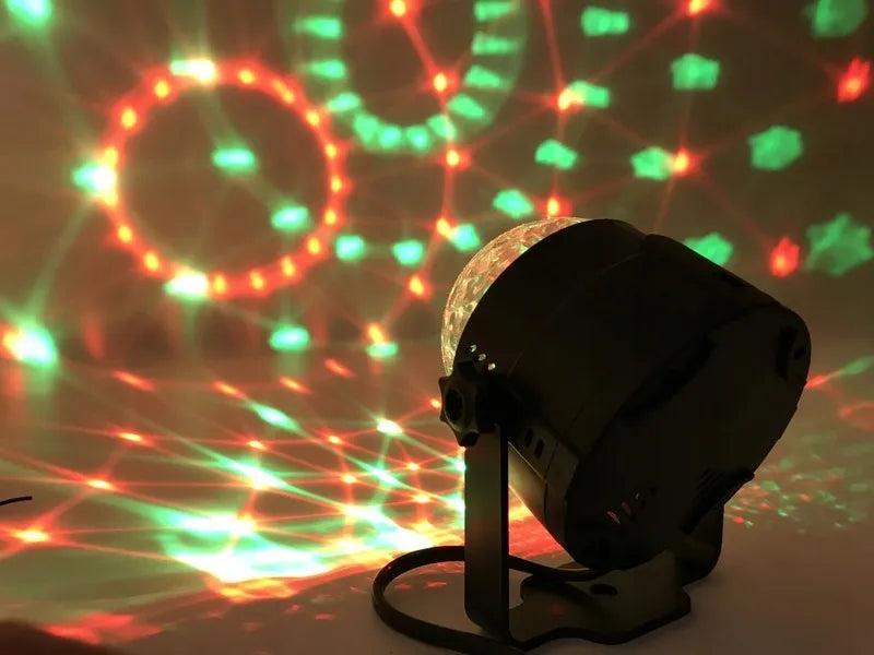 LED diskotekinis RGB projektorius su garso jutikliu ir nuotolinio valdymo pulteliu