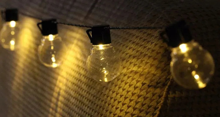 LED girlianda-šviestuvas, įsmeigiamas dekoratyvinis kamuolys