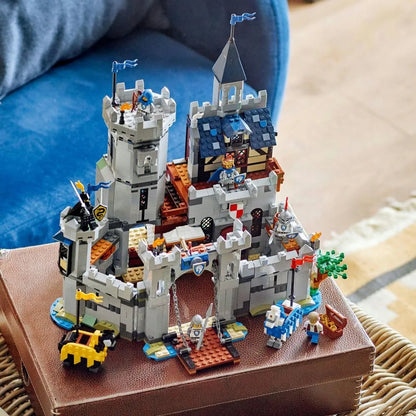 LEGO 31168 Creator Viduramžių riterių pilis 3-in-1