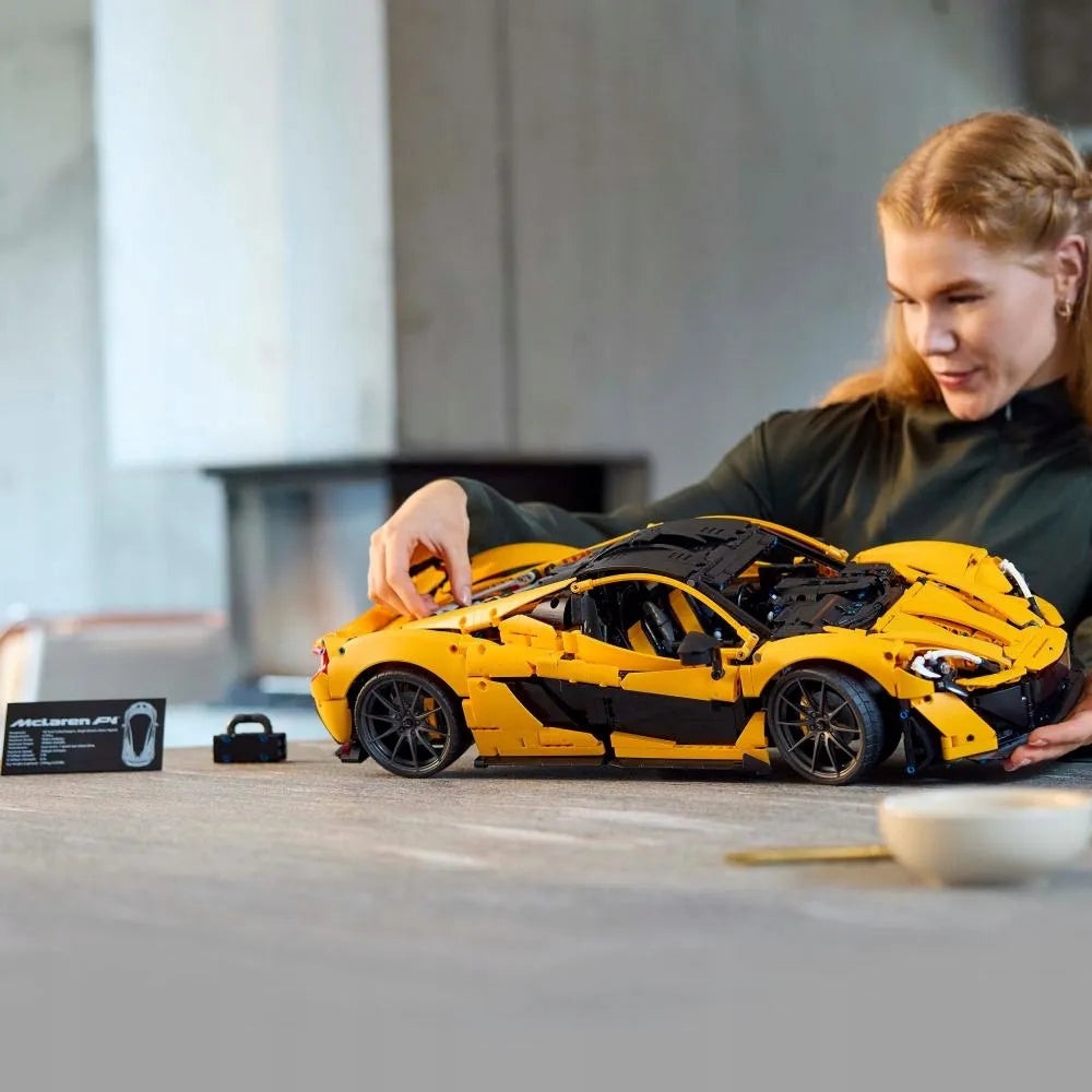 LEGO 42172 Technic McLaren P1