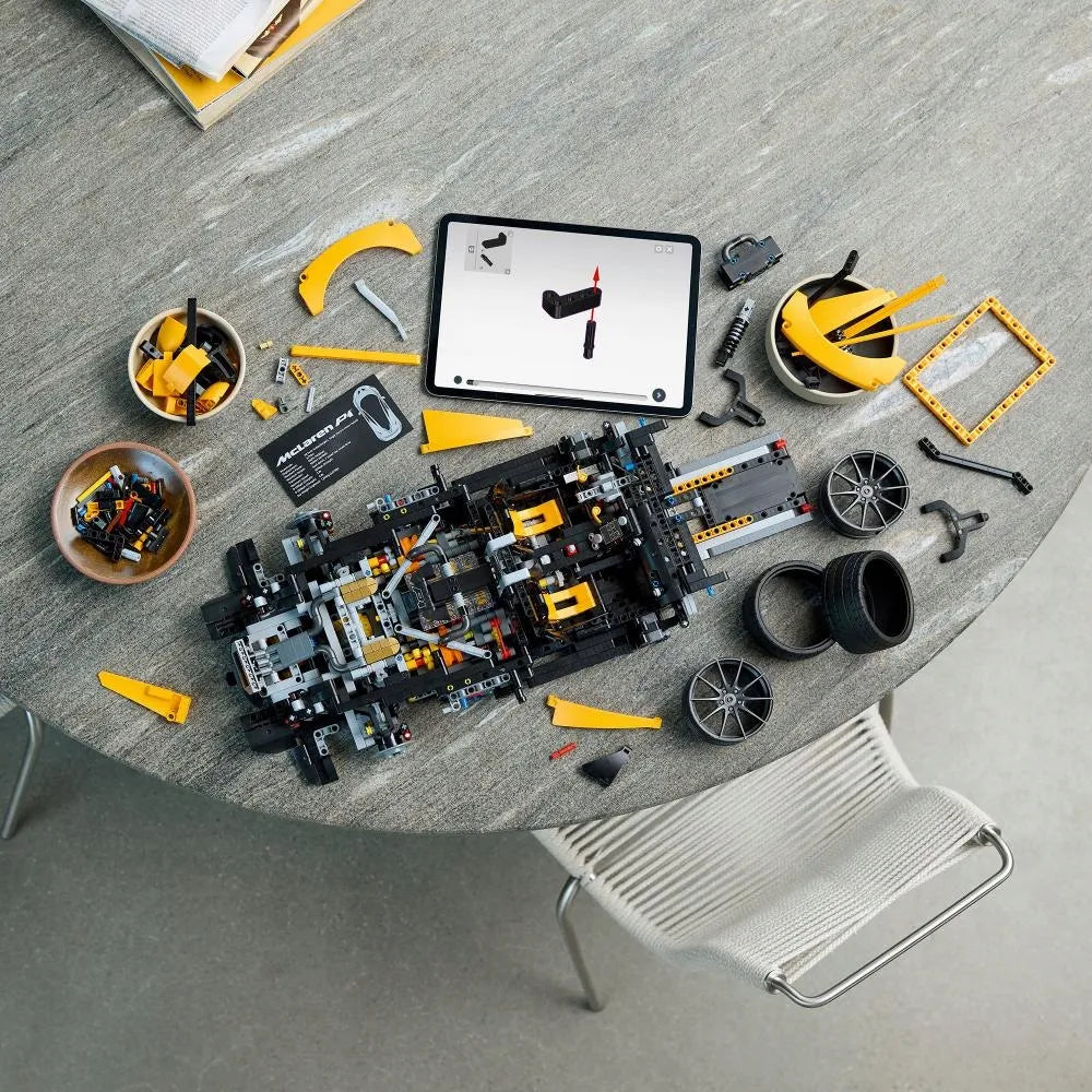 LEGO 42172 Technic McLaren P1