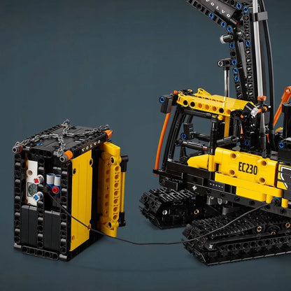 LEGO 42175 TECHNIC Volvo FMX sunkvežimis ir EC230 elektrinis ekskavatorius