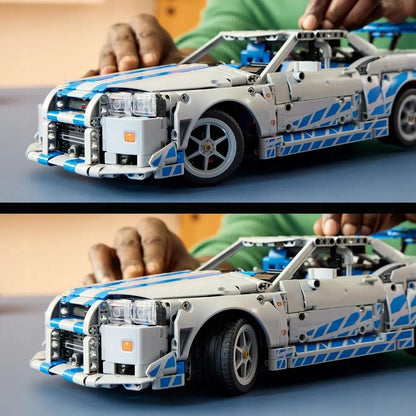 LEGO 42210 Technic Nissan Skyline GT-R (R34) automobilis iš filmo Greiti ir įsiutę