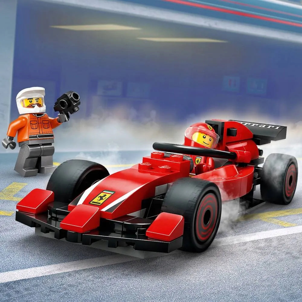 LEGO 60443 CITY F1 techninis aptarnavimas ir mechanikai su Ferrari bolidu