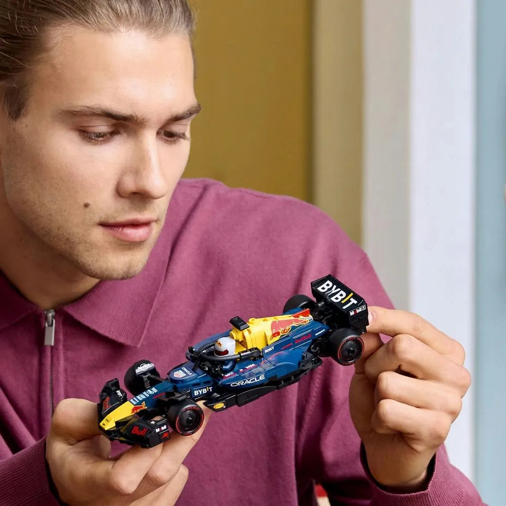 LEGO 77243 SPEED CHAMPIONS „Oracle Red Bull Racing RB20“ F1 bolidas