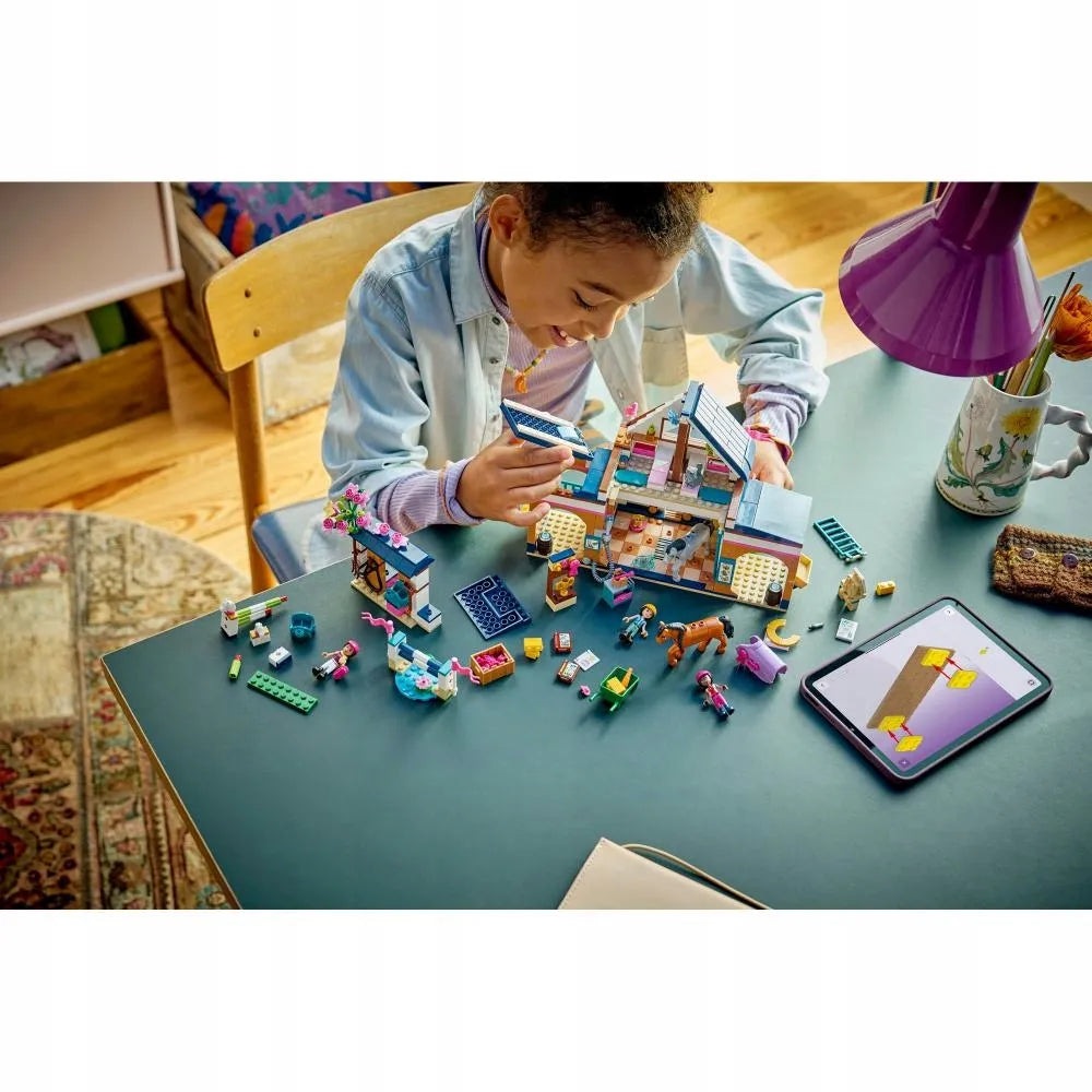 LEGO Friends 42688 Arklidės ir jojimo akademija