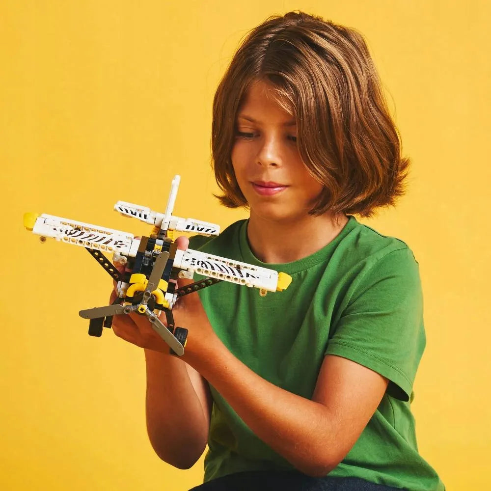 LEGO Technic transportinis lėktuvas 42198