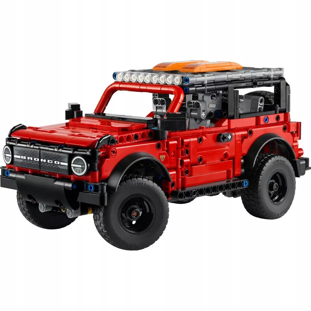 LEGO Technic visureigis Ford Bronco 42213