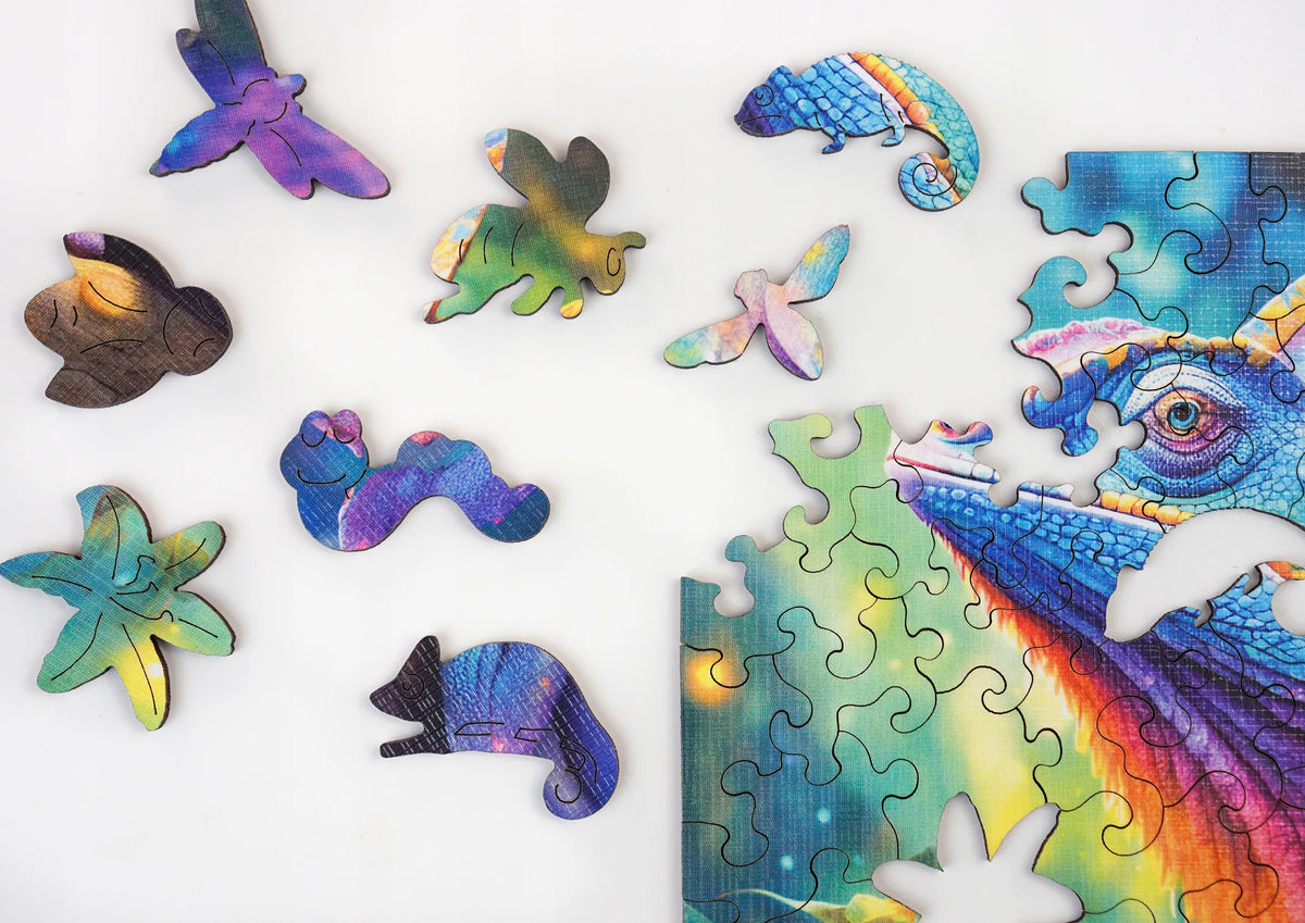 Medinė dėlionė „Chameleonas“, 150 detalių, PUZZLED, eko-HDF, unikalios formos