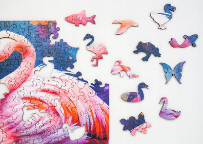 Medinė dėlionė „Flamingas“, 155 detalių, „PUZZLED“ eko-HDF, išskirtinės formos