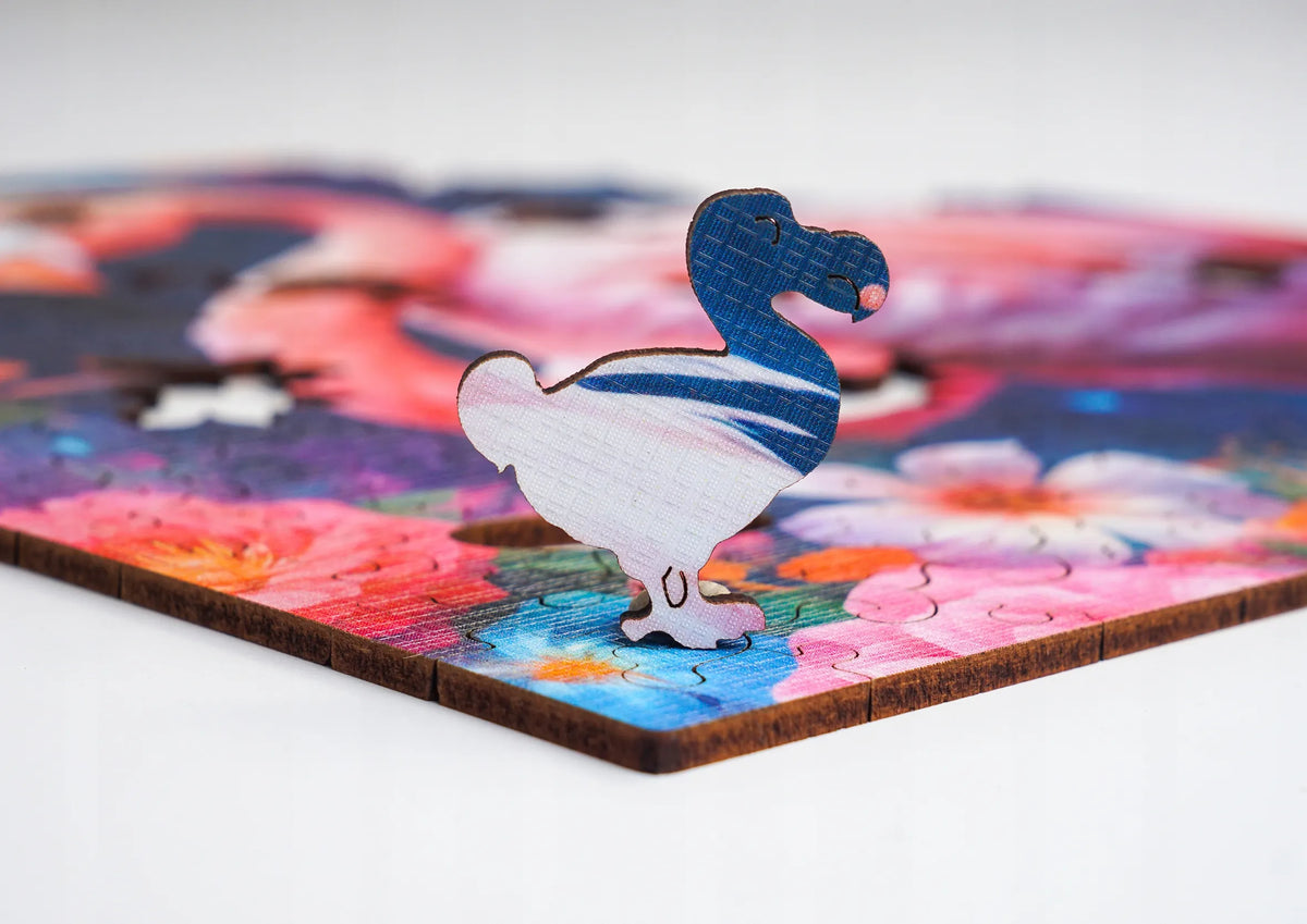 Medinė dėlionė „Flamingas“, 155 detalių, „PUZZLED“ eko-HDF, išskirtinės formos