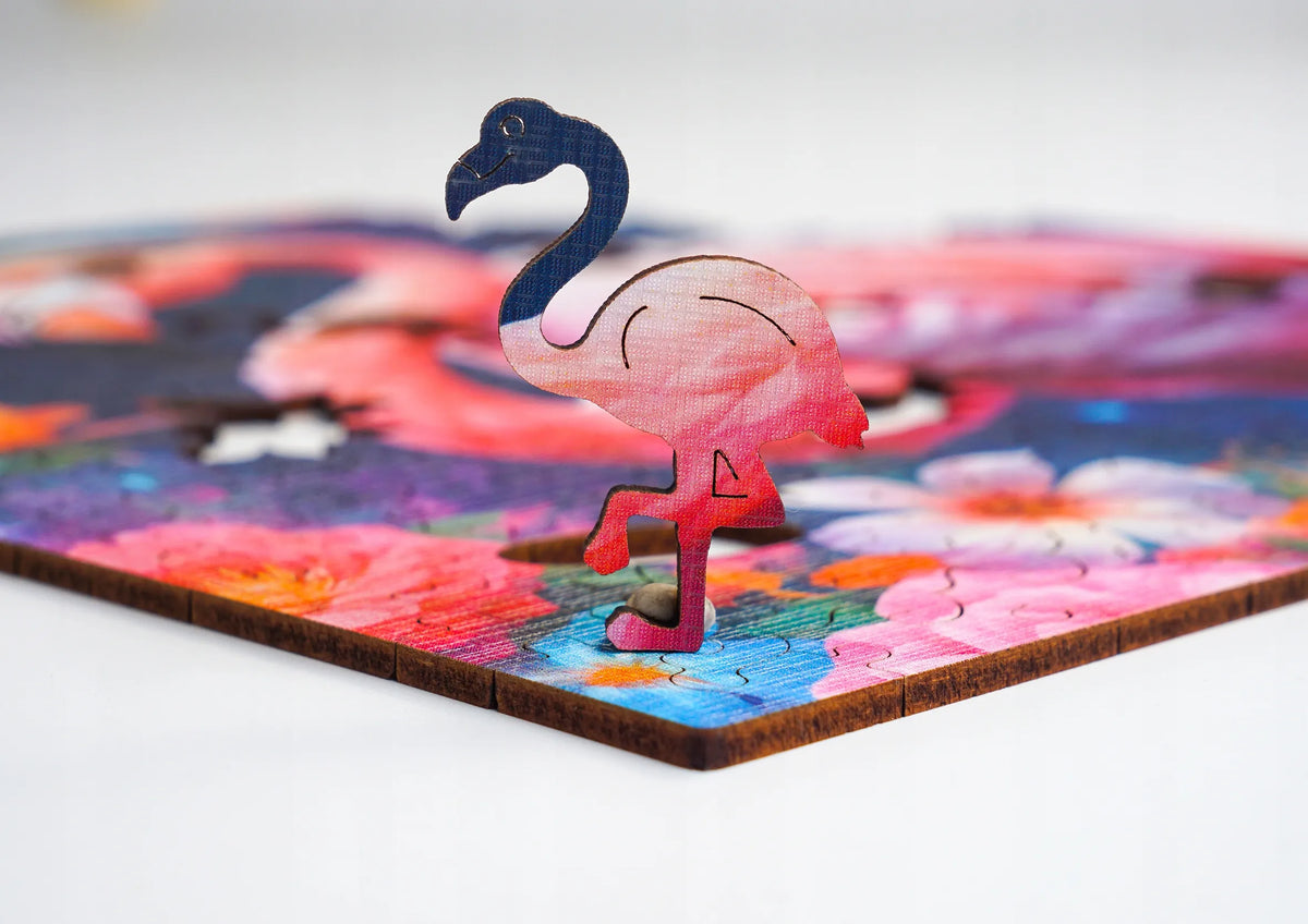 Medinė dėlionė „Flamingas“, 155 detalių, „PUZZLED“ eko-HDF, išskirtinės formos