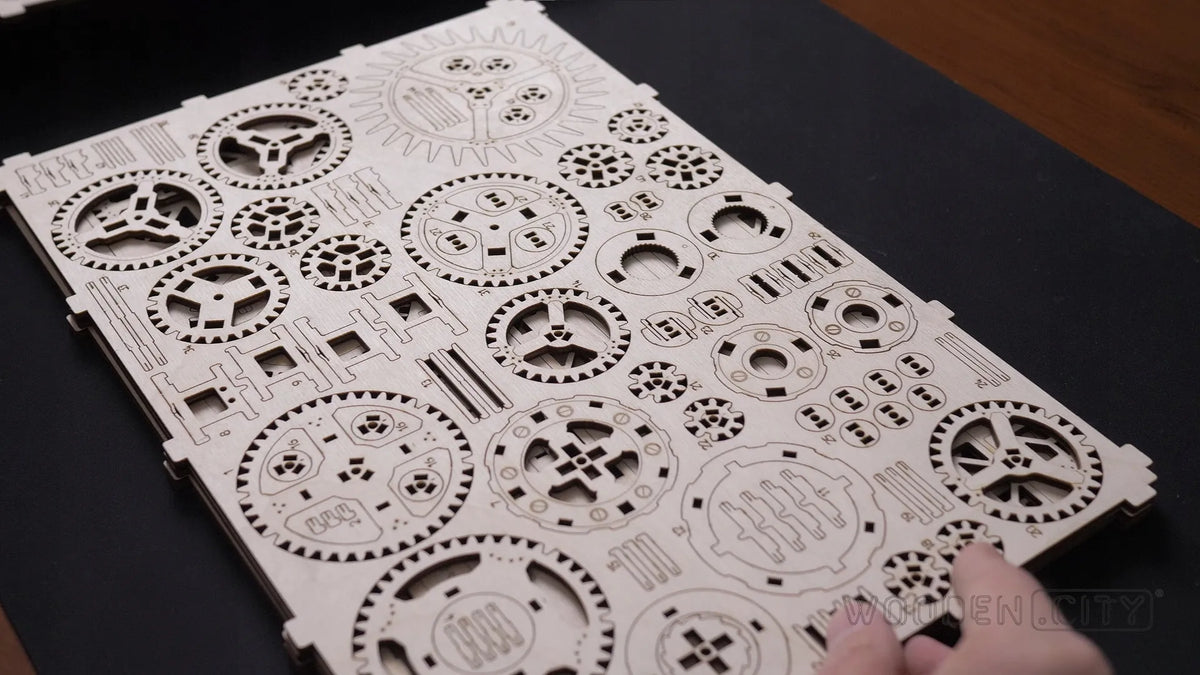 Medinis steampunk stiliaus sieninis laikrodis Wooden.City, 3D dėlionė