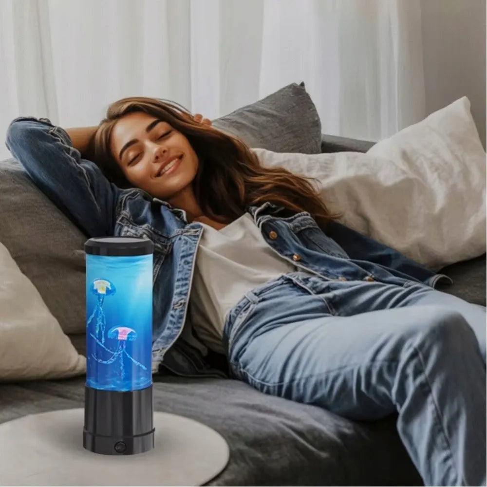 Medūzų lempa lava RGB LED plaukiojančios medūzos spalvingas naktinis šviestuvas dekoracija