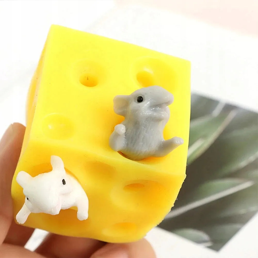 Mochi Squishy antistresinis gniuždomas sūris su pelytėmis – puiki dovana