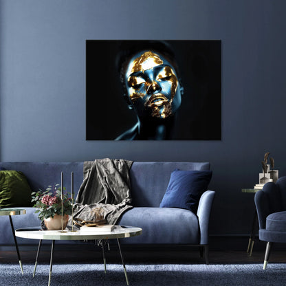 Modernus abstraktus moters veido paveikslas ant drobės, auksinis, su rudu mediniu rėmu, 100 × 70 cm