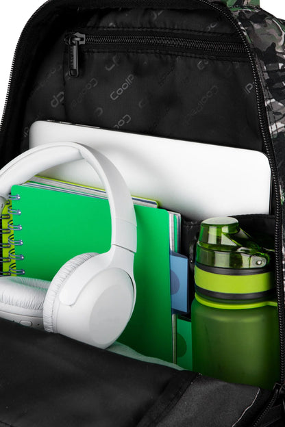 Mokyklinė kuprinė COOLPACK pradinukui, talpi ir LENGVA, + dovana