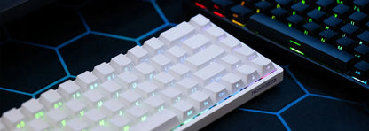 MonsGeek FUN68 HE – greita, kompaktiška 65 % RGB žaidimų klaviatūra su „Rapid Trigger“