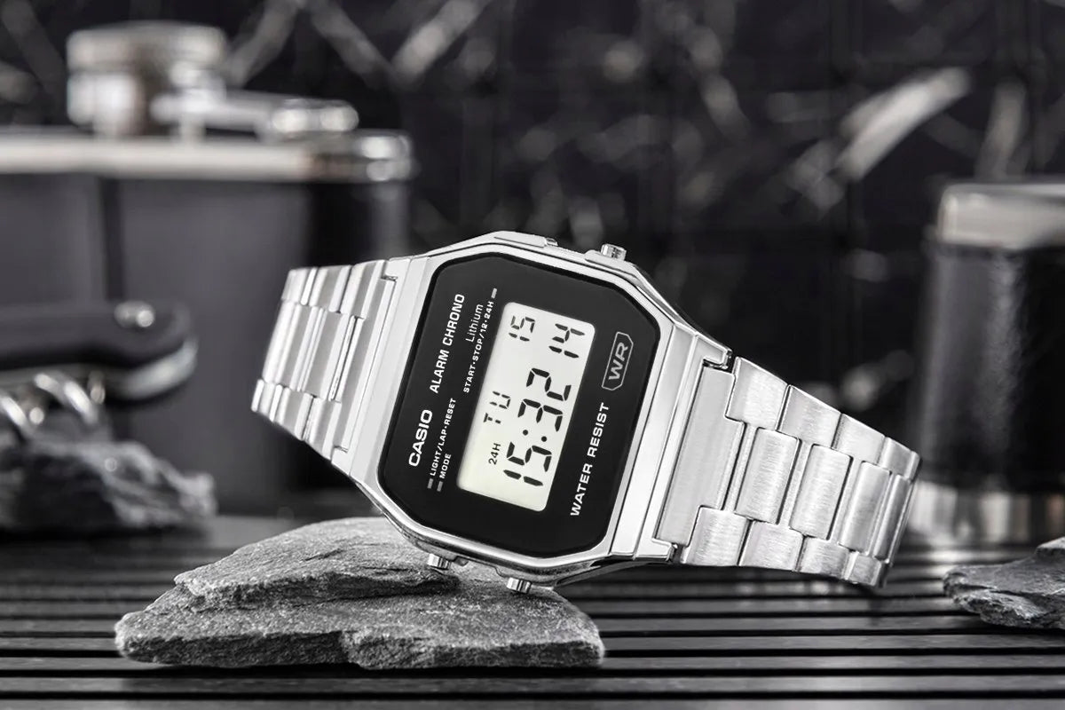 Moteriškas CASIO Vintage A158WEA-1EF laikrodis, atsparus vandeniui, su dėžute